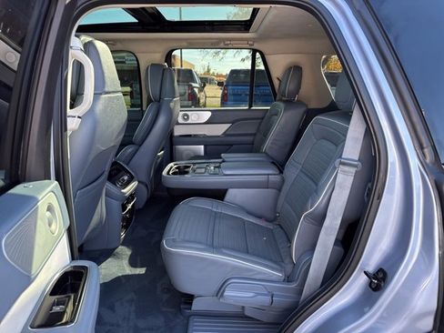 Used 2018 Lincoln Navigator Black Label w/ Cargo Package image 15