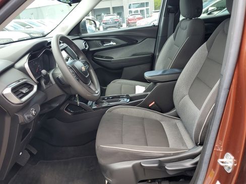 Used 2021 Chevrolet TrailBlazer LS image 10