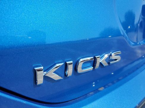 New 2025 Nissan Kicks Play S image 29