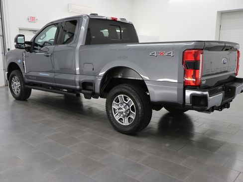 Used 2023 Ford F350 Lariat AWD/4WD image 6