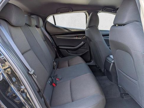 Used 2022 MAZDA MAZDA3 s FWD image 18