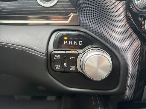 Used 2021 RAM 1500 Limited w/ Body Color Bumper Group image 22