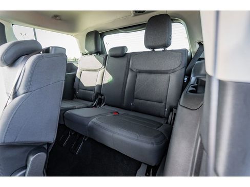 New 2026 Ford Expedition Active image 27