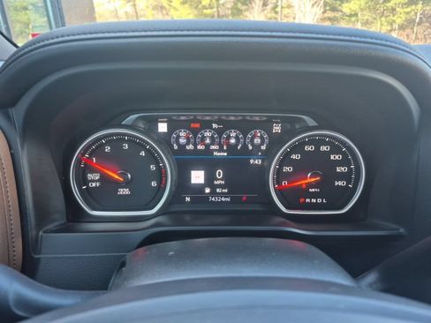 Used 2021 Chevrolet Silverado 1500 High Country w/ Z71 Off-Road Package AWD/4WD image 8