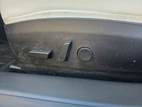 Used 2019 Tesla Model 3 Performance image 22