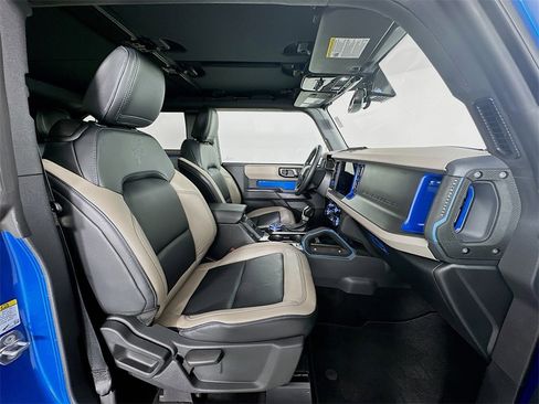 Used 2024 Ford Bronco Wildtrak image 27