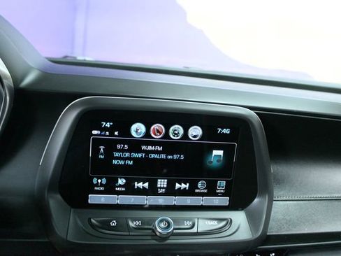 Used 2018 Chevrolet Camaro LT RWD image 18