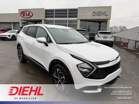 Certified 2023 Kia Sportage EX image 1