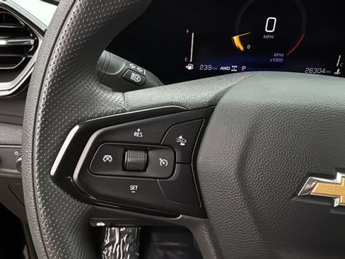 Used 2025 Chevrolet TrailBlazer LT AWD/4WD image 21