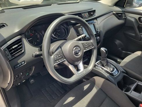 Certified 2020 Nissan Rogue Sport S FWD image 18