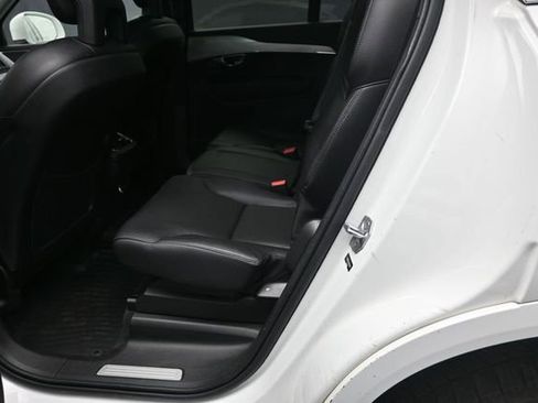 Used 2018 Volvo XC90 T5 Momentum FWD image 20