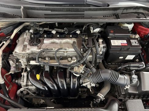 Used 2020 Toyota Corolla LE FWD image 11