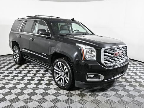 Used 2018 GMC Yukon Denali w/ Denali Ultimate Package image 1