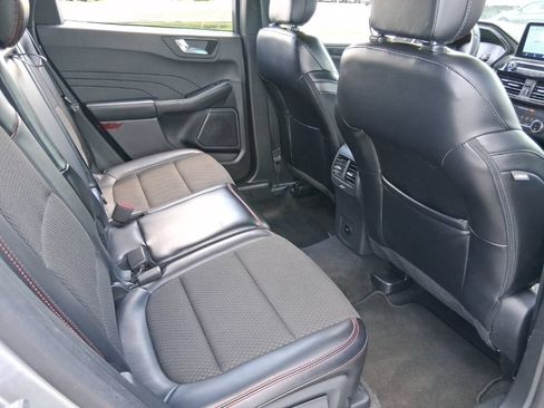 Used 2024 Ford Escape ST-Line AWD/4WD image 19