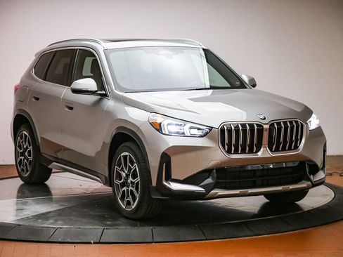 Certified 2023 BMW X1 xDrive28i w/ Convenience Package AWD/4WD image 6