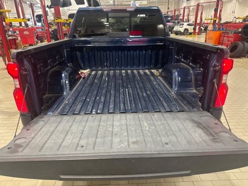 Used 2019 Chevrolet Silverado 1500 LT w/ All-Star Edition RWD image 9