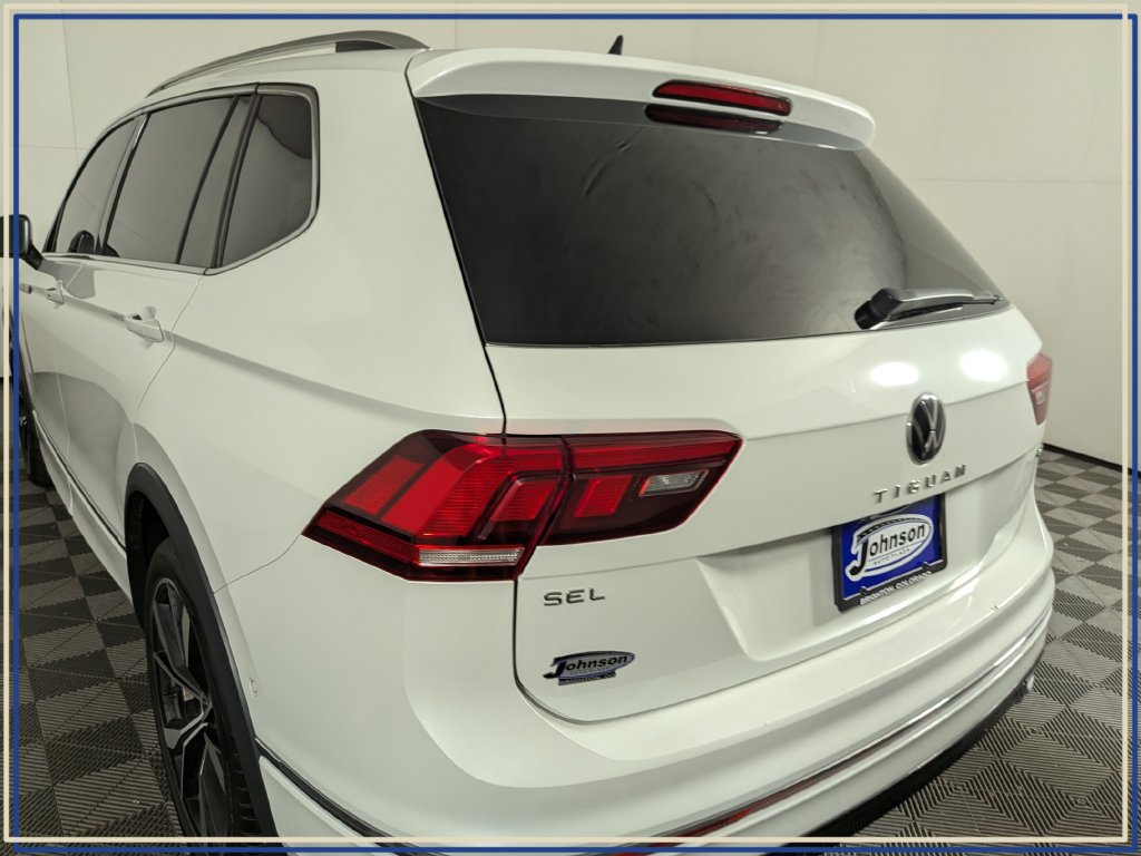 Used 2024 Volkswagen Tiguan SEL R-Line AWD/4WD image 10