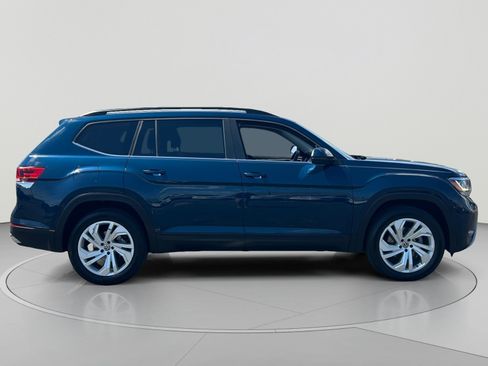 Certified 2021 Volkswagen Atlas SE w/ Towing Package FWD image 6