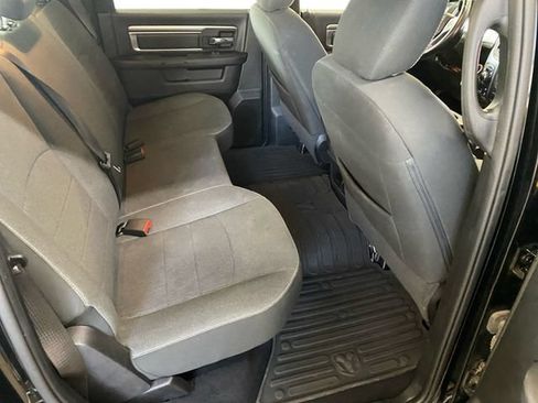 Used 2022 RAM 1500 Warlock AWD/4WD image 18