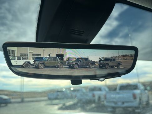 Used 2021 GMC Sierra 1500 Denali w/ Denali Ultimate Package image 23