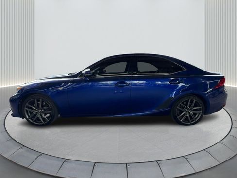 Used 2016 Lexus IS 200t image 9