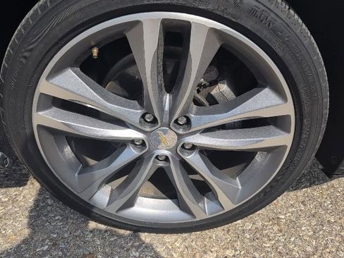 Used 2023 Chevrolet Malibu LT FWD image 16