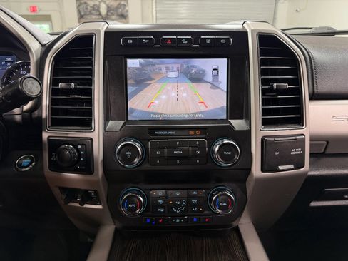 Used 2021 Ford F250 Lariat AWD/4WD image 20
