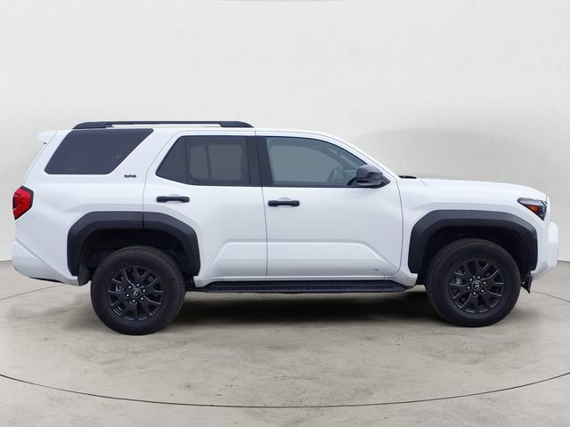 Used 2025 Toyota 4Runner SR5 AWD/4WD image 4