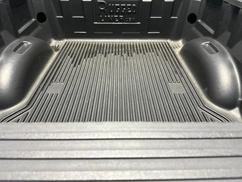 Used 2018 Ford F150 XLT w/ Equipment Group 302A Luxury AWD/4WD image 8