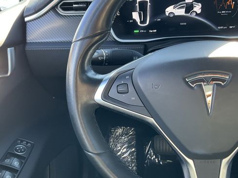 Used 2016 Tesla Model X 90D image 42