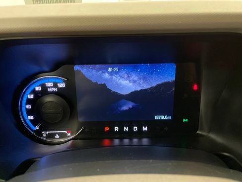 Used 2024 Ford Bronco Wildtrak AWD/4WD image 12