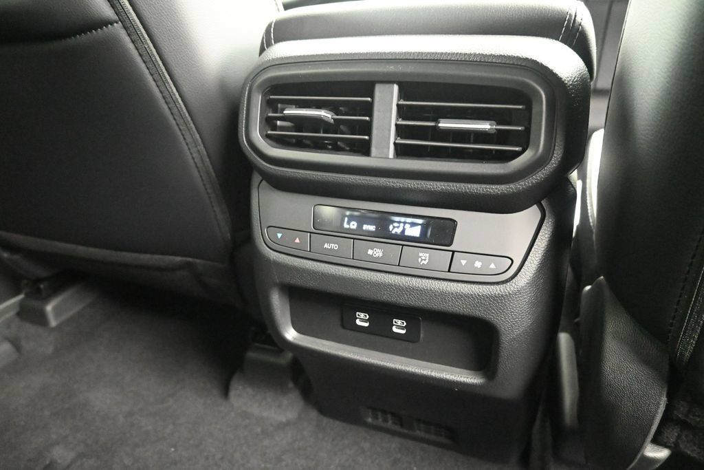 Used 2026 Honda Pilot EX-L image 14