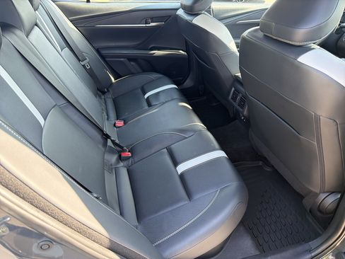 Used 2025 Toyota Camry SE FWD image 26