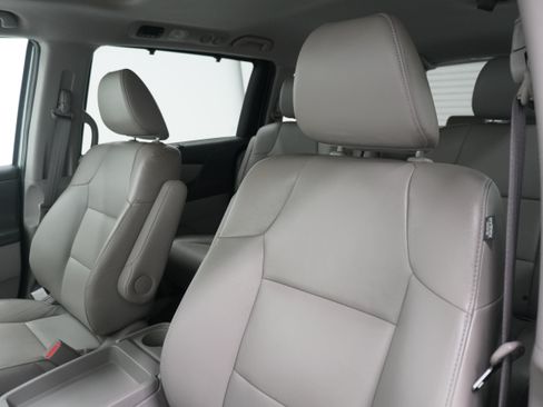Used 2015 Honda Odyssey EX-L image 11