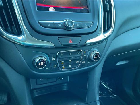 Certified 2021 Chevrolet Equinox LT image 31