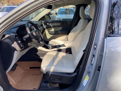New 2026 Volvo XC40 B5 Ultra w/ Climate Package AWD/4WD image 10