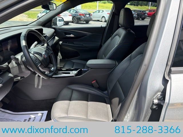 Used 2025 Buick Envista Sport Touring w/ Convenience I Package FWD image 10