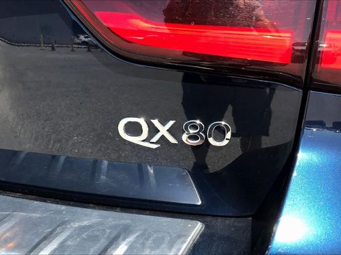 Used 2021 INFINITI QX80 Luxe RWD image 10