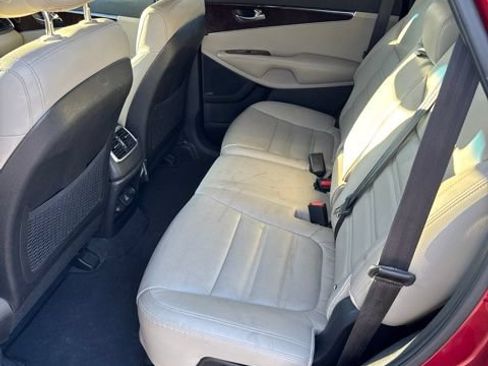 Used 2016 Kia Sorento EX w/ EX Touring Package FWD image 7