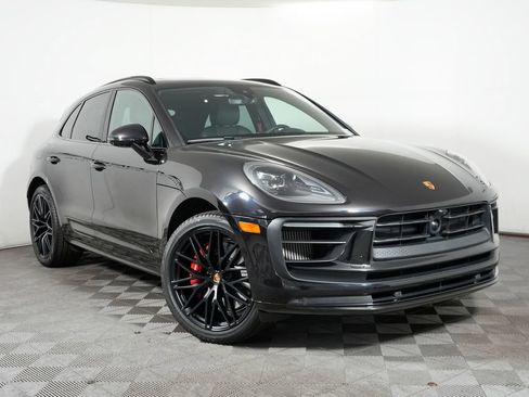 Used 2024 Porsche Macan GTS w/ Premium Plus Package AWD/4WD image 9