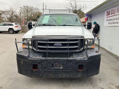 Used 2004 Ford F350 XL image 3