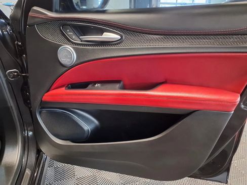 Used 2018 Alfa Romeo Stelvio Quadrifoglio w/ Driver Assist Dynamic Package image 13