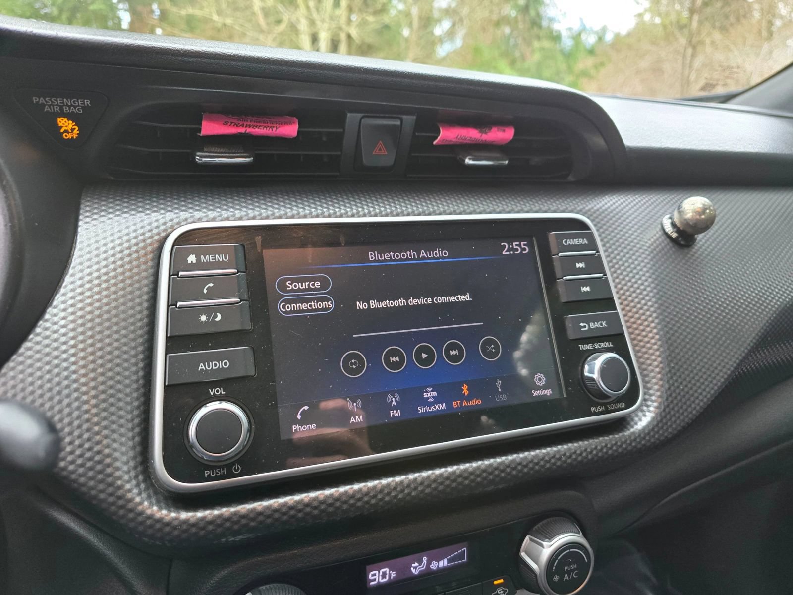 Used 2019 Nissan Kicks SV FWD image 23