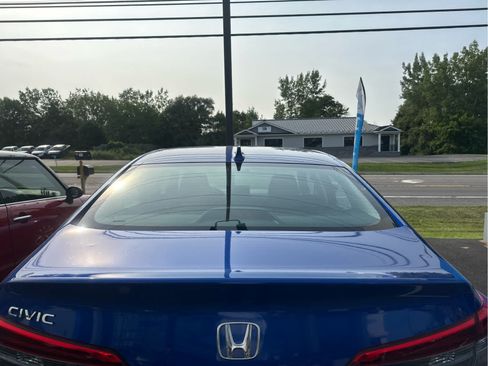 Used 2024 Honda Civic LX image 5