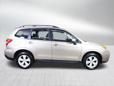 Used 2016 Subaru Forester 2.5i Premium w/ Popular Package #2 image 8