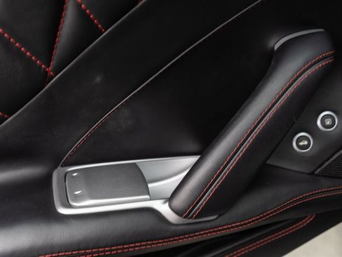 Used 2017 Ferrari California T RWD image 95