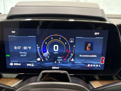Used 2026 Chevrolet Suburban High Country AWD/4WD image 38