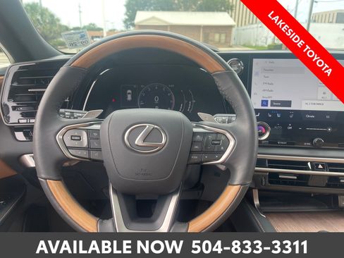 Used 2024 Lexus RX 350 Premium w/ Accessory Package (Z1) FWD image 22