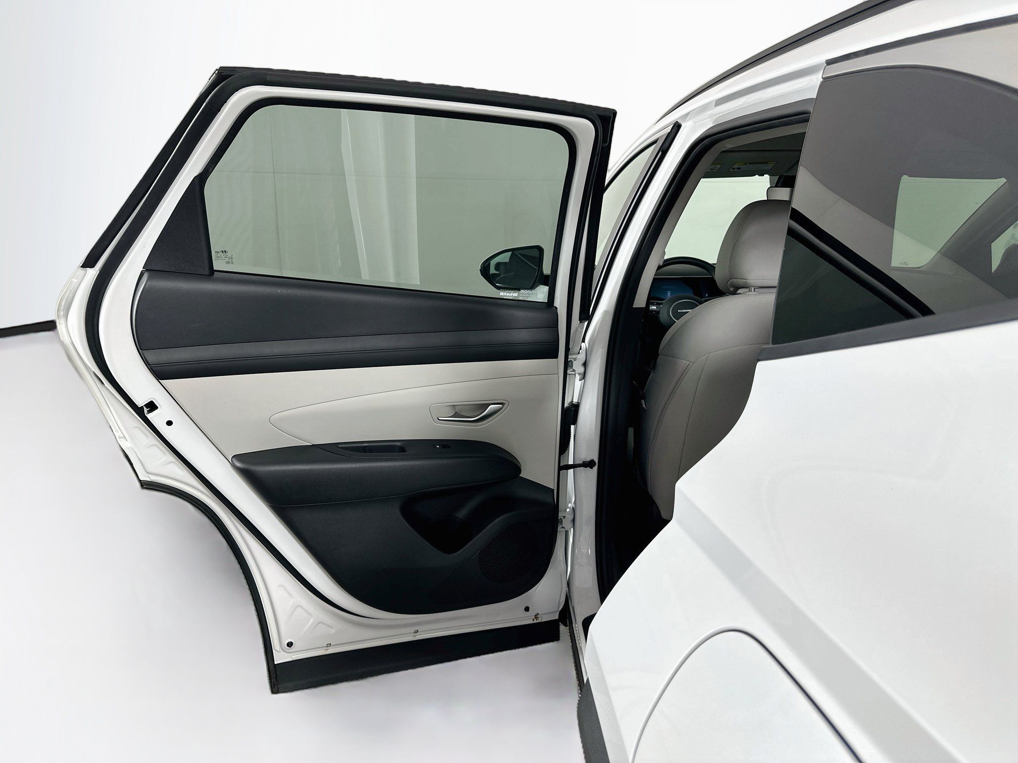 Used 2025 Hyundai Tucson SEL FWD image 25