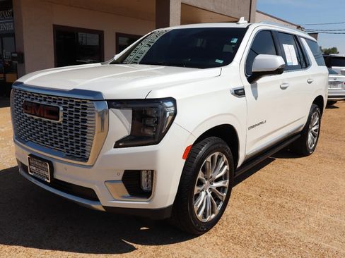 Used 2021 GMC Yukon Denali w/ LPO, Illumination Package AWD/4WD image 2